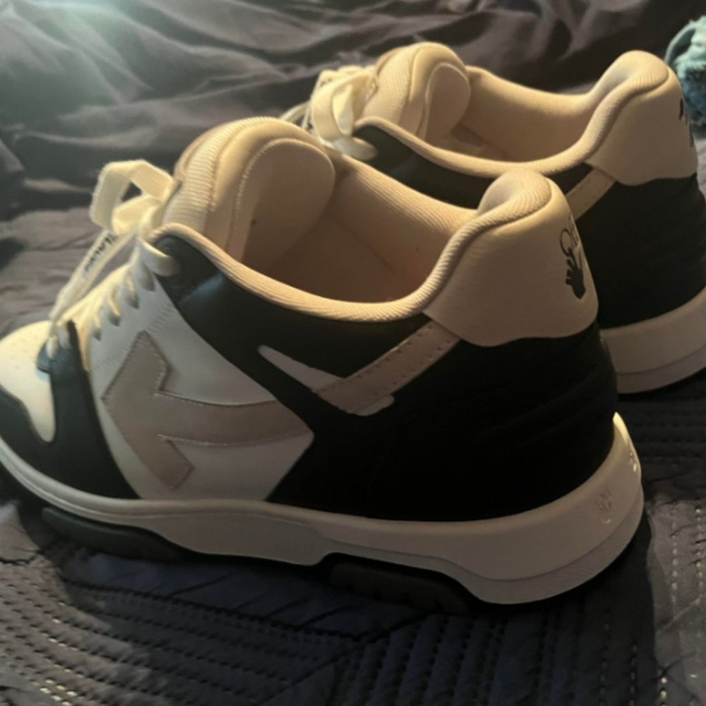 off-whites - Picture 3 of 6
